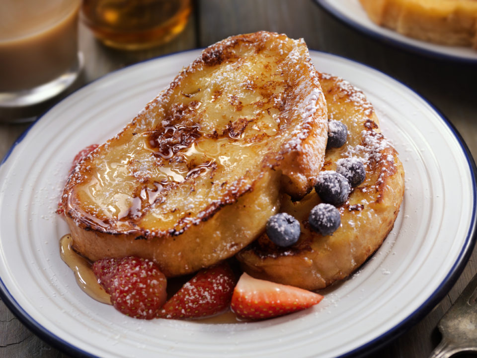 French Toast with Maple Syrup and Berries